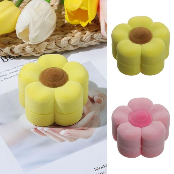 jewelry pouches, bags elegant display holder functional ring box plum blossom package container, Pink;blue
jewelry pouches, bags elegant display holder functional ring box plum blossom package container, Pink;blue
