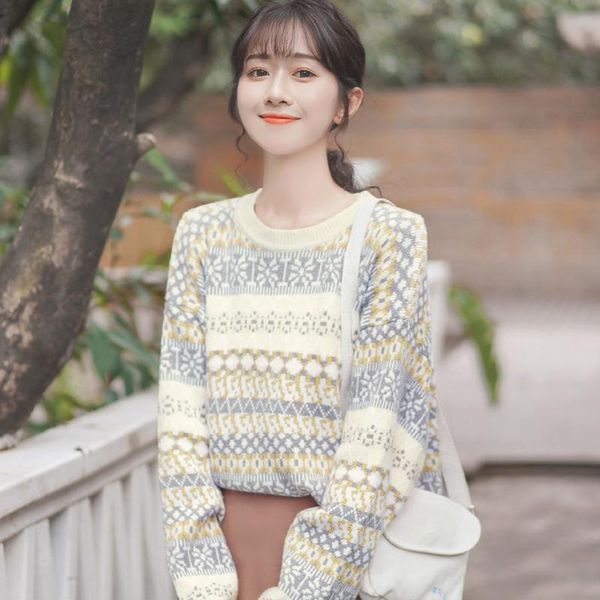 women's sweaters unmky 2021 autumn and winter retro floral sweater loose color matching pullover bottomed fashion, White;black
women's sweaters unmky 2021 autumn and winter retro floral sweater loose color matching pullover bottomed fashion, White;black