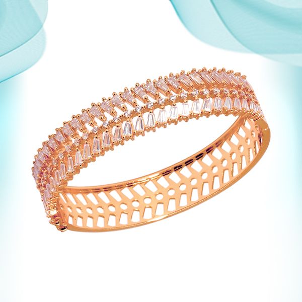 2021 wide hand bangle copper round hollow out crystal stone full row of zircon diamond bracelet luxury fashion jewelry accessories customize, Black
2021 wide hand bangle copper round hollow out crystal stone full row of zircon diamond bracelet luxury fashion jewelry accessories customize, Black