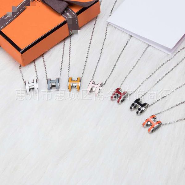 design jewelry fashion classic letter sterling silver necklace clavicle chain women's pendant 18k rose gold precision plate
design jewelry fashion classic letter sterling silver necklace clavicle chain women's pendant 18k rose gold precision plate
