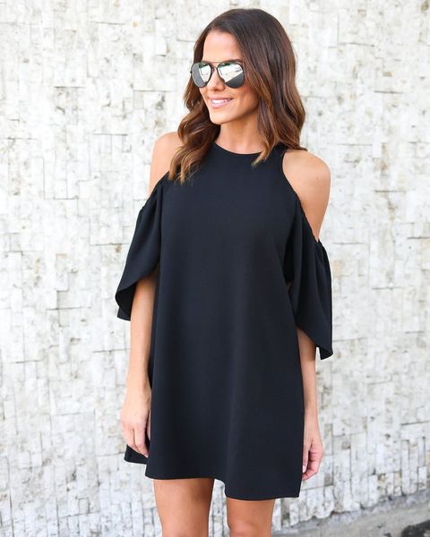 4 color 6 size 2021 europe and america summer women's solid off shoulder suspender dress, Black;gray
4 color 6 size 2021 europe and america summer women's solid off shoulder suspender dress, Black;gray