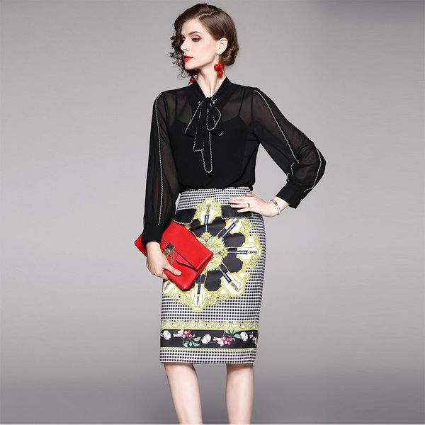 two piece dress 2021 runway 2 set women and skirts fashion elegant black lace up blouses + gold print plaid pencil suit, White
two piece dress 2021 runway 2 set women and skirts fashion elegant black lace up blouses + gold print plaid pencil suit, White