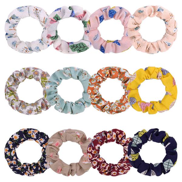 1 pcs women printed floral scrunchie horse tail titular track for girls electric elastic accessory hair, Golden;white
1 pcs women printed floral scrunchie horse tail titular track for girls electric elastic accessory hair, Golden;white