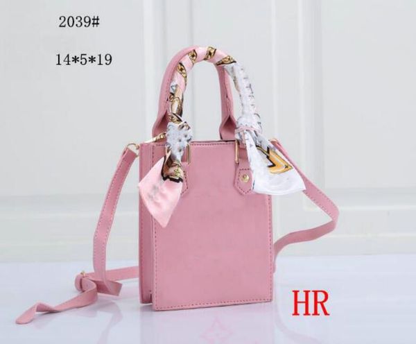 2021 women mini shopping bags with silk scarves shoulder bag fashion handbags totes crossbody lady printed classic cross bags
2021 women mini shopping bags with silk scarves shoulder bag fashion handbags totes crossbody lady printed classic cross bags