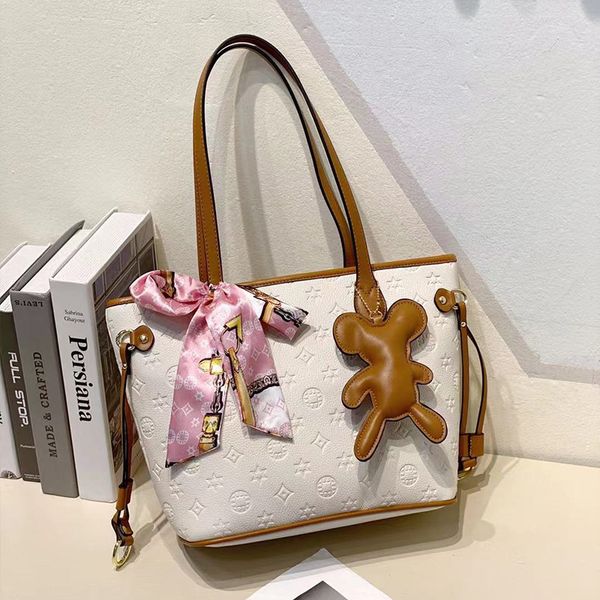 factory direct sale 75% off large capacity tote women's 2021 new cowhide printing small shopping messenger bags
factory direct sale 75% off large capacity tote women's 2021 new cowhide printing small shopping messenger bags