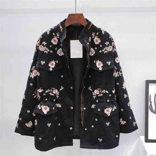 autumn streetwear fashion embroidery flowers beading trench coat women mid long tooling drawstring black windbreaker female 210825, Tan;black
autumn streetwear fashion embroidery flowers beading trench coat women mid long tooling drawstring black windbreaker female 210825, Tan;black