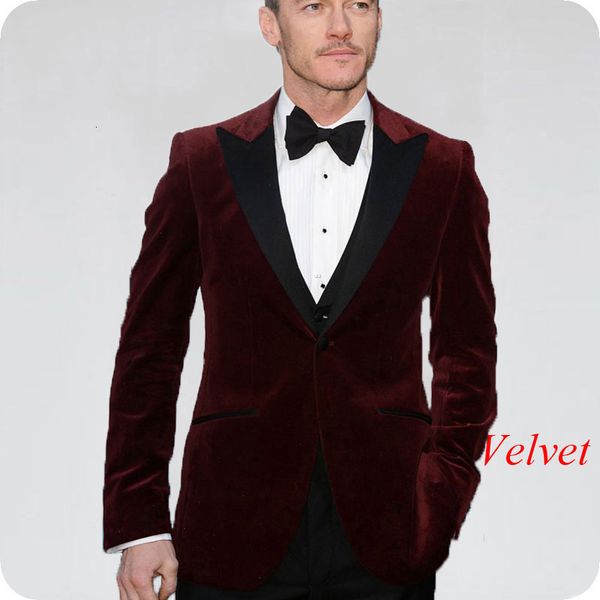 men's suits & blazers burgundy velvet wedding men tailored-made 2piece man blazer tuxedo slim fit terno masculino smoking jacket c, White;black
men's suits & blazers burgundy velvet wedding men tailored-made 2piece man blazer tuxedo slim fit terno masculino smoking jacket c, White;black
