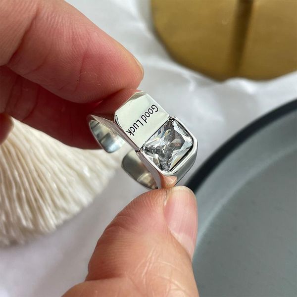 wedding rings ring female niche design light luxury fashion personality cold wind, Slivery;golden
wedding rings ring female niche design light luxury fashion personality cold wind, Slivery;golden