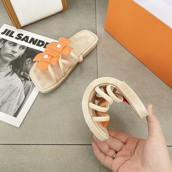slippers female wear-resistant outdoor fashion wild students cute flowers girls heart korean celebrity ins m1720, Black
slippers female wear-resistant outdoor fashion wild students cute flowers girls heart korean celebrity ins m1720, Black