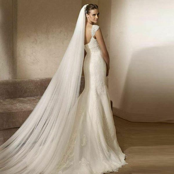 bridal veils champagne ivory white wedding veil 3 meters long soft with comb 2 layer bride accessories, Black
bridal veils champagne ivory white wedding veil 3 meters long soft with comb 2 layer bride accessories, Black