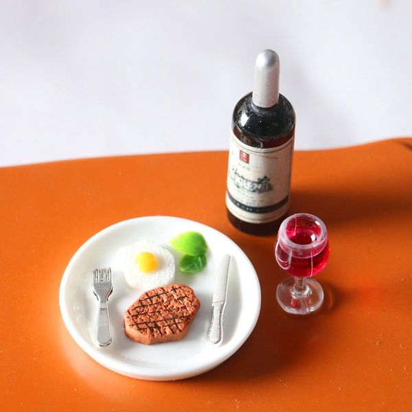 dollhouse 1:12 mini red wine steak set kitchen simulation pose model decorative objects & figurines
dollhouse 1:12 mini red wine steak set kitchen simulation pose model decorative objects & figurines