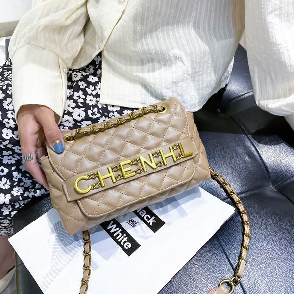 evening bag xiaoxiangfeng women's versatile pu lingge embroidered thread chain fashion single shoulder diagonal
evening bag xiaoxiangfeng women's versatile pu lingge embroidered thread chain fashion single shoulder diagonal
