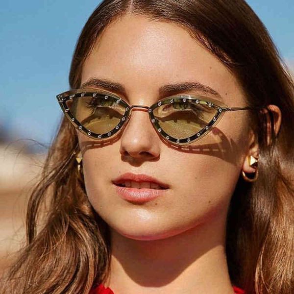 individual cat eye shape rivet women's sunglasses rock style alloy decoration sun glasses for woman girls uv400 glasses wholesale, White;black 
individual cat eye shape rivet women's sunglasses rock style alloy decoration sun glasses for woman girls uv400 glasses wholesale, White;black