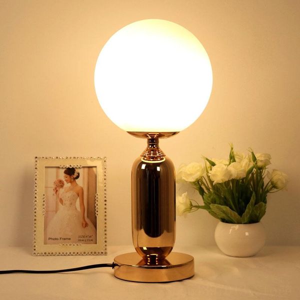 table lamps modern glass ball for bedroom bedside lamp living room restaurant golden light home decor lighting fixtures
table lamps modern glass ball for bedroom bedside lamp living room restaurant golden light home decor lighting fixtures