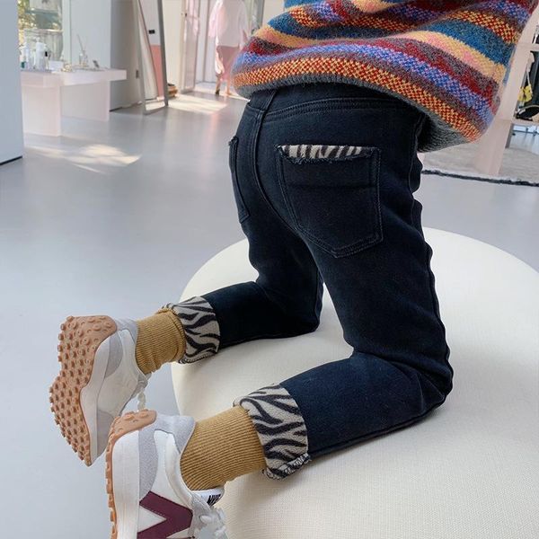 jeans mila chou 2021 winter baby girls velvet zebra pattern flanging black children thick warm denim skinny pants kids trousers, Blue
jeans mila chou 2021 winter baby girls velvet zebra pattern flanging black children thick warm denim skinny pants kids trousers, Blue