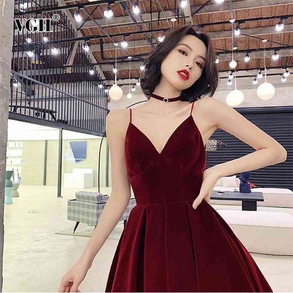temperament elegant backless dress for women v neck sleeveless high waist velour sling dresses female summer 210531, Black;gray
temperament elegant backless dress for women v neck sleeveless high waist velour sling dresses female summer 210531, Black;gray