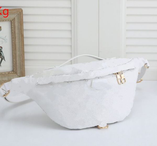 luxurys designers bags mono belt waist purse bumbag chest bag fashion classic women cross body handbags empreint leather shoulder purses
luxurys designers bags mono belt waist purse bumbag chest bag fashion classic women cross body handbags empreint leather shoulder purses