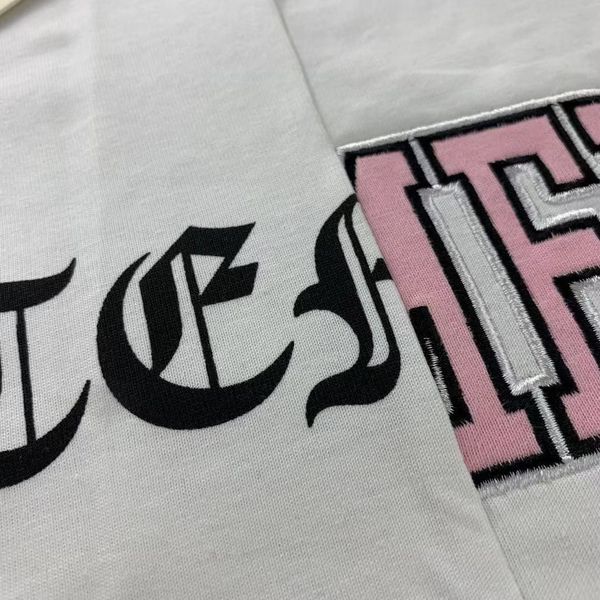 croosin gaorl new sanskrit stitching embroidered letters pink white black short sleeve t-shirt loose os vtm men and wo
croosin gaorl new sanskrit stitching embroidered letters pink white black short sleeve t-shirt loose os vtm men and wo