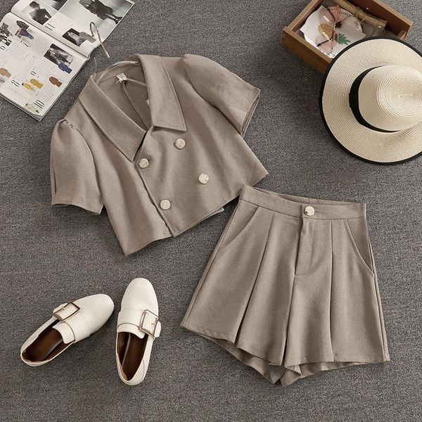 women's tracksuits lightweight solid women shorts sets autumn 2021 gray double breasted empire wide leg office lady elegant clothing su
women's tracksuits lightweight solid women shorts sets autumn 2021 gray double breasted empire wide leg office lady elegant clothing su