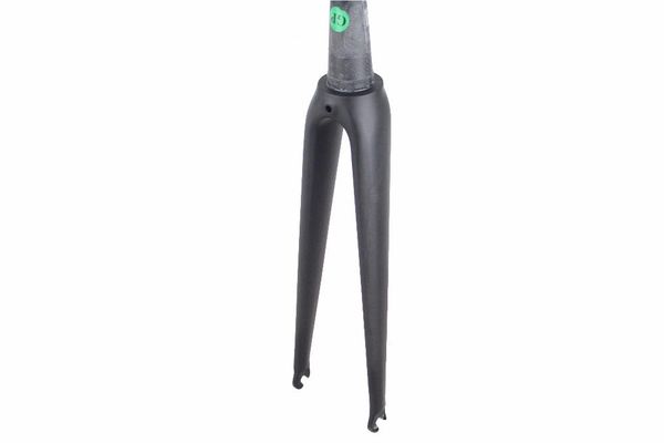 bike forks 700c carbon road fork fixed gear/track tapered steerer 1-1/8" to 1-1/2" ud
bike forks 700c carbon road fork fixed gear/track tapered steerer 1-1/8" to 1-1/2" ud