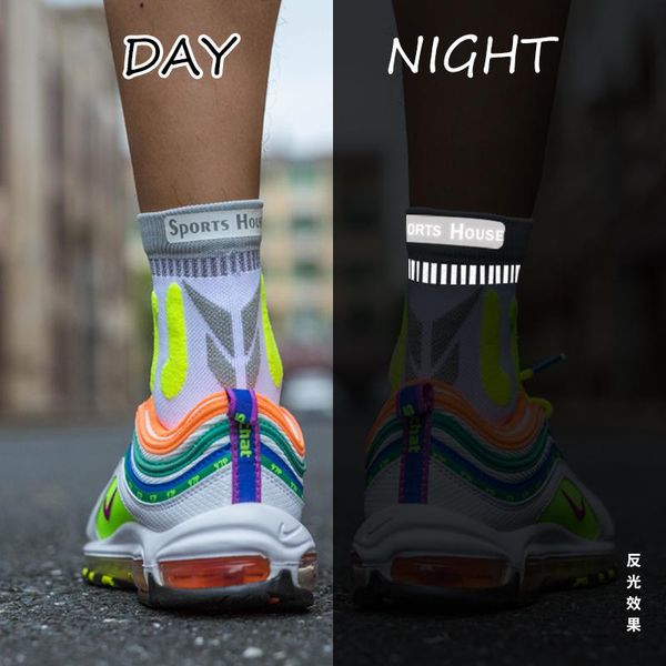 sports socks reflective running night cycling breathable non-slip sport sock for men outdoor basketball football bicycle, Black
sports socks reflective running night cycling breathable non-slip sport sock for men outdoor basketball football bicycle, Black