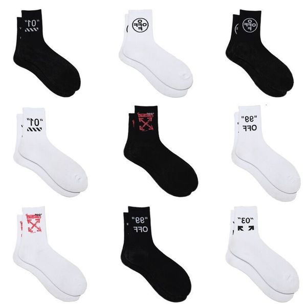 english letter ins tide socks arrow warning line men's and women's street solid color stockings couple, Black
english letter ins tide socks arrow warning line men's and women's street solid color stockings couple, Black