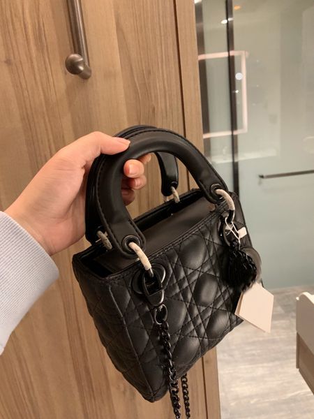 2021 new high qulity chain bags classic womens handbags ladies composite tote matte leather clutch shoulder bag female purse
2021 new high qulity chain bags classic womens handbags ladies composite tote matte leather clutch shoulder bag female purse