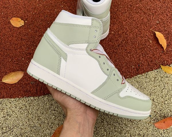 jumpman 1 high og basketball shoes wmns seafoam white healing oragne men women black bright orange sneakers trainers with box
jumpman 1 high og basketball shoes wmns seafoam white healing oragne men women black bright orange sneakers trainers with box