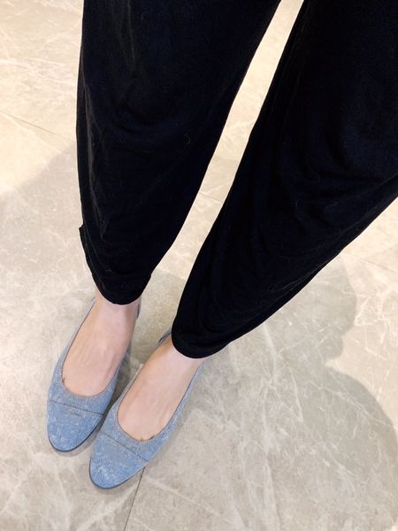 the new net celebrity all-match half support slippers single shoes female temperament baotou summer wear mid-heel sandals 01, Black
the new net celebrity all-match half support slippers single shoes female temperament baotou summer wear mid-heel sandals 01, Black