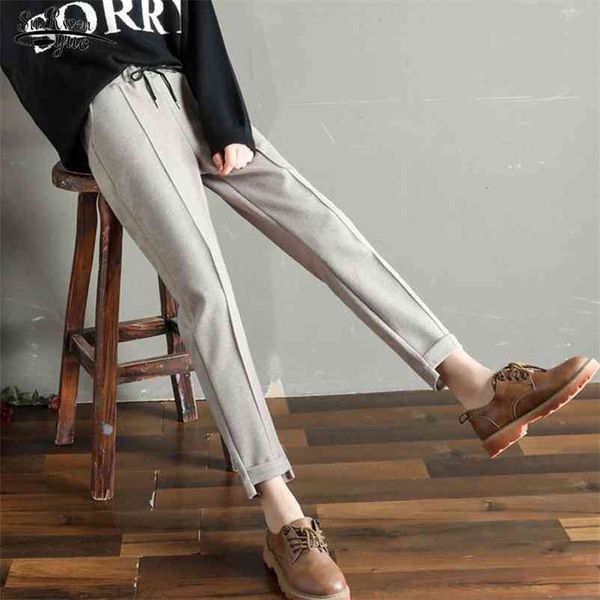 autumn winter thicken women pencil pants plus size ol style wool female work suit pant loose trousers capris 11690 210521, Black;white
autumn winter thicken women pencil pants plus size ol style wool female work suit pant loose trousers capris 11690 210521, Black;white