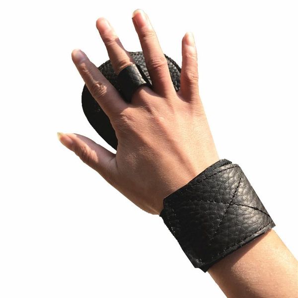 wrist support reedow 1pcs horizontal bar training leather palm lift lifting, Black;red
wrist support reedow 1pcs horizontal bar training leather palm lift lifting, Black;red