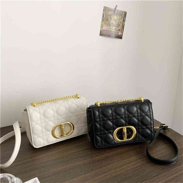 80% off outlet store small square bag summer new texture women's sewing single shoulder messenger bag chain factory online sale, Black;red
80% off outlet store small square bag summer new texture women's sewing single shoulder messenger bag chain factory online sale, Black;red
