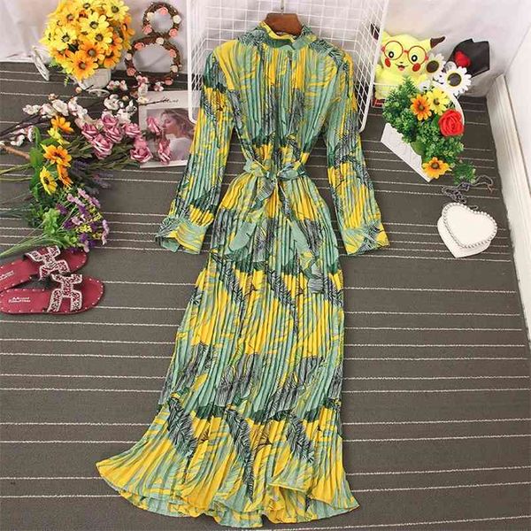 autumn dress temperament turtleneck waist slim long sleeves lace up wild floral maxi vestidos uk016 210506, Black;gray
autumn dress temperament turtleneck waist slim long sleeves lace up wild floral maxi vestidos uk016 210506, Black;gray
