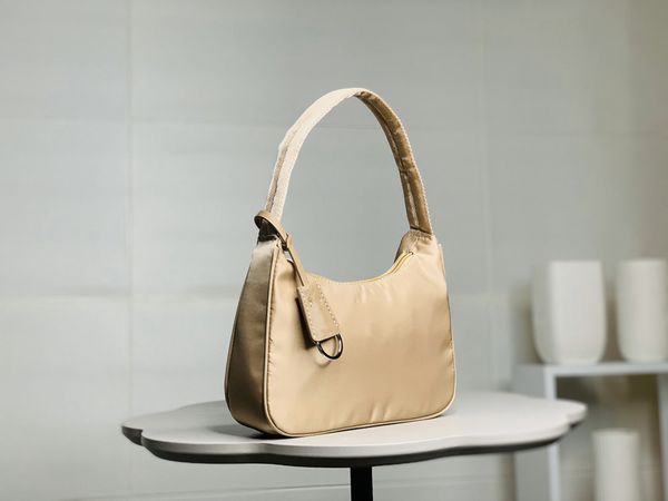 wholesale nylon hobo bag classic accessories fabric pr mini tote shoulder bags highest quality totes
wholesale nylon hobo bag classic accessories fabric pr mini tote shoulder bags highest quality totes