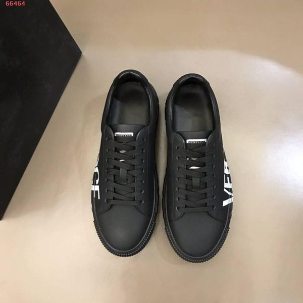 men dress shoes high custom straps black and white classic temperament fashion loafers design decoration size 38-45
men dress shoes high custom straps black and white classic temperament fashion loafers design decoration size 38-45