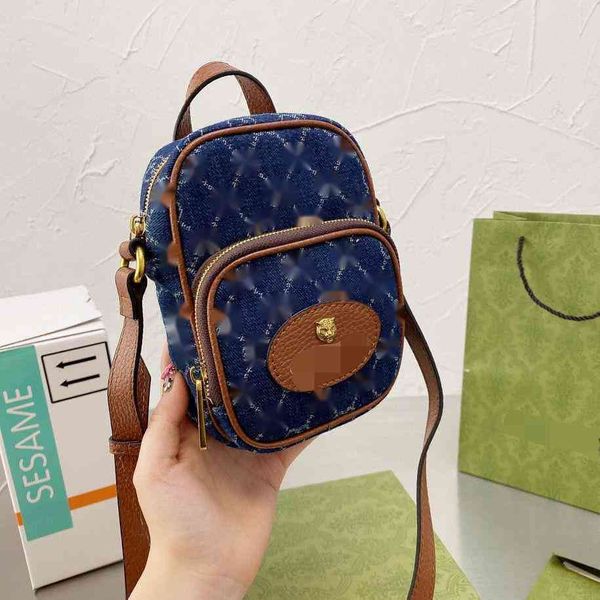 luxury handbags storage bags guc1 2021 new mini camera bag, waist mobile phone chest messenger bag, men's women's univer
luxury handbags storage bags guc1 2021 new mini camera bag, waist mobile phone chest messenger bag, men's women's univer