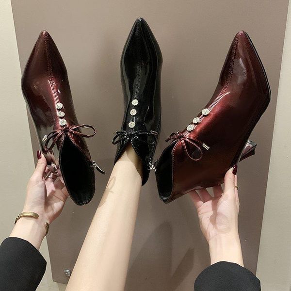 boots pointed toe ankle high heels women shoes patent leather winter warm thick heel red black botines mujer
boots pointed toe ankle high heels women shoes patent leather winter warm thick heel red black botines mujer