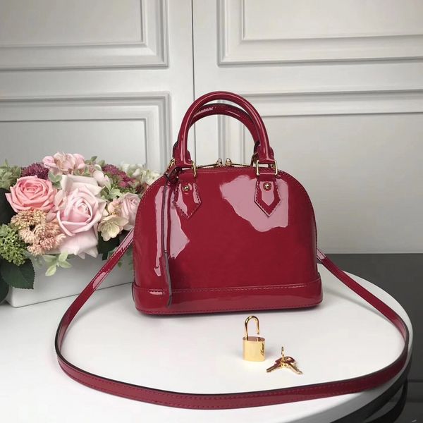 trendy designer alma bb bags women high qualty shiny patent leather flower embossed shoulder bags with lock crossbody bag shell handbags 403
trendy designer alma bb bags women high qualty shiny patent leather flower embossed shoulder bags with lock crossbody bag shell handbags 403