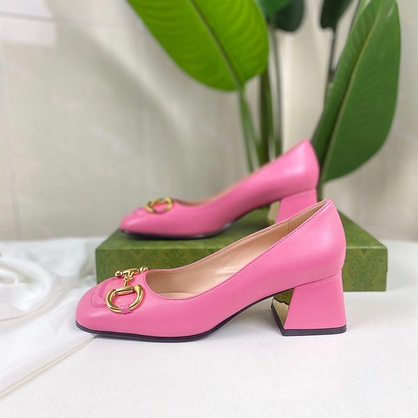 2021ss spring and summer women square heel sandals fashion size 35-39 breathable with box dust bag, Black
2021ss spring and summer women square heel sandals fashion size 35-39 breathable with box dust bag, Black