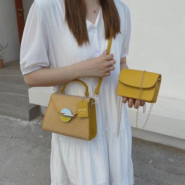 new origin texture shoulder bags female diamond messenger letter bag 2021 trade package flashing foreign fcrcd
new origin texture shoulder bags female diamond messenger letter bag 2021 trade package flashing foreign fcrcd