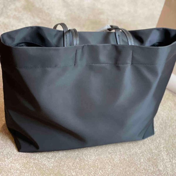 luxurys digners bags handbag women shopping bag large quantity tot high quanlity female shoulder bagss big brand original parachute fabr, Black;red
luxurys digners bags handbag women shopping bag large quantity tot high quanlity female shoulder bagss big brand original parachute fabr, Black;red
