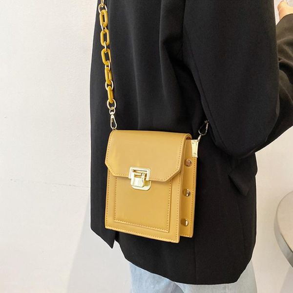 fashion flap shoulder crossbody messenger bags for women 2021 handbags tote female luxury designer purses travel cross body
fashion flap shoulder crossbody messenger bags for women 2021 handbags tote female luxury designer purses travel cross body