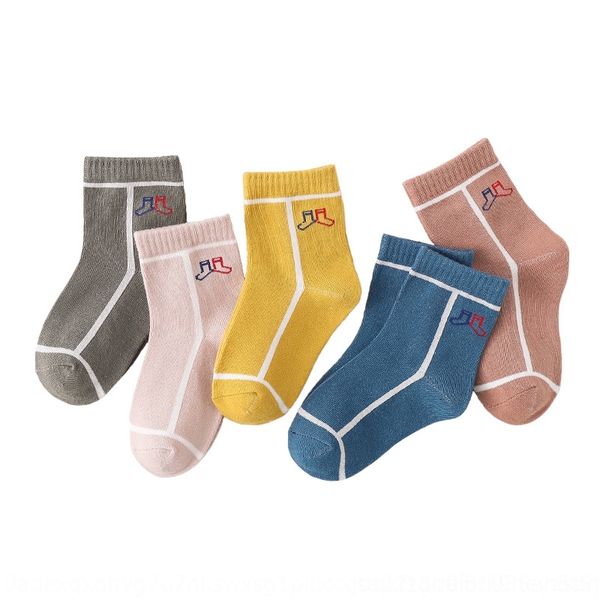 o34r autumn and winter middle tube girls cartoon kids children's kids cotton hosiery combed cotton breathable baby socks children', Black;white
o34r autumn and winter middle tube girls cartoon kids children's kids cotton hosiery combed cotton breathable baby socks children', Black;white