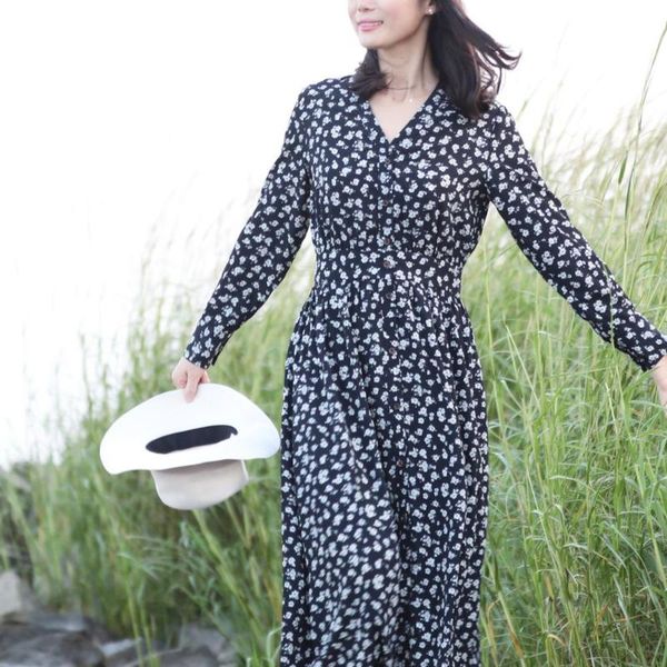 casual dresses women vintage french style floral printed v neck long dress - fall 2021 ladies button front, Black;gray
casual dresses women vintage french style floral printed v neck long dress - fall 2021 ladies button front, Black;gray