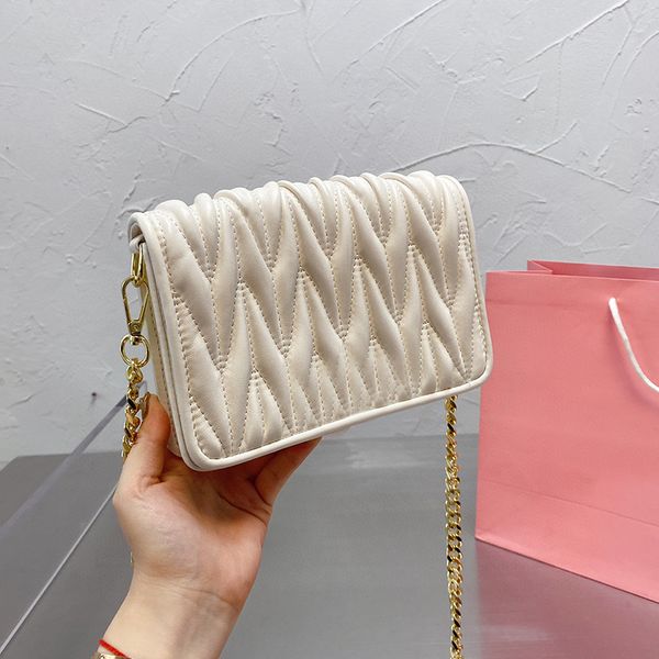 sweet fresh color women's shoulder bag mini size classic pleated design purse flip chain little square bags spring and summer wallet
sweet fresh color women's shoulder bag mini size classic pleated design purse flip chain little square bags spring and summer wallet