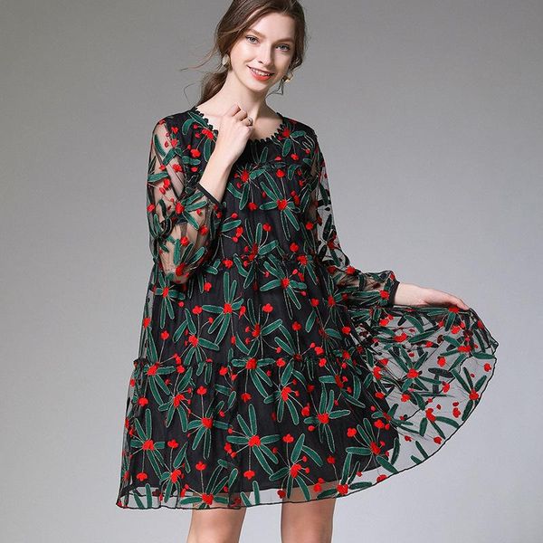 casual dresses women plus size dress loose autumn spring floral embroidery long sleeve mini robes female ta7631, Black;gray
casual dresses women plus size dress loose autumn spring floral embroidery long sleeve mini robes female ta7631, Black;gray