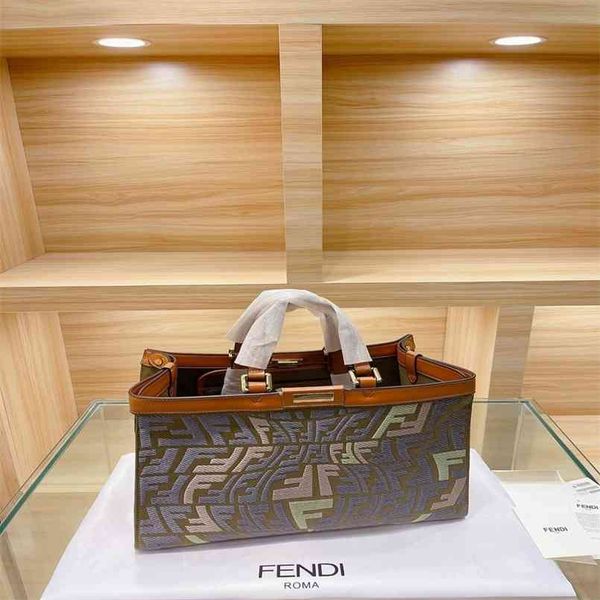 2021 bag shopping portable one shoulder embroidered letter canvas women's bag mommy luxuryss designerss yw
2021 bag shopping portable one shoulder embroidered letter canvas women's bag mommy luxuryss designerss yw