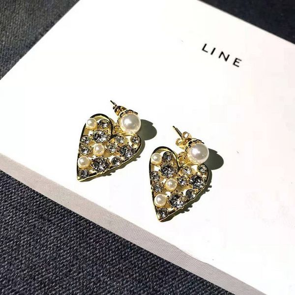 2021 new jewelry 2021 pearl rhinestone brass thick plated 925 silver needle earrings female, Black
2021 new jewelry 2021 pearl rhinestone brass thick plated 925 silver needle earrings female, Black