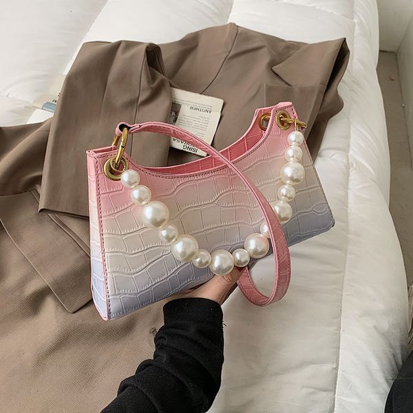 messenger bags2021 pure pearl square small korean fashion women's single shoulder foreign style leisure messenger bag
messenger bags2021 pure pearl square small korean fashion women's single shoulder foreign style leisure messenger bag