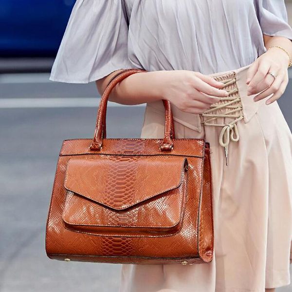 evening bags mini small square bag 2021 pu leather women's handbag crocodile pattern women shoulder messenger handle totes
evening bags mini small square bag 2021 pu leather women's handbag crocodile pattern women shoulder messenger handle totes